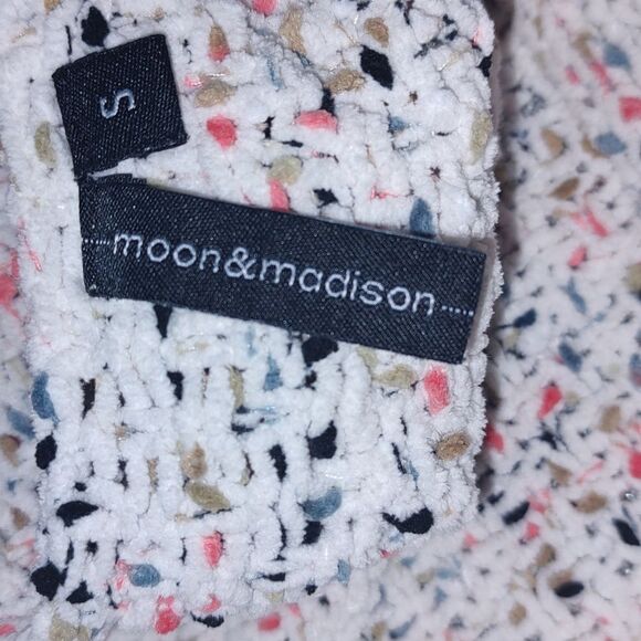Moon and Madison open front sweater crop style cardigan - Picture 6 of 6